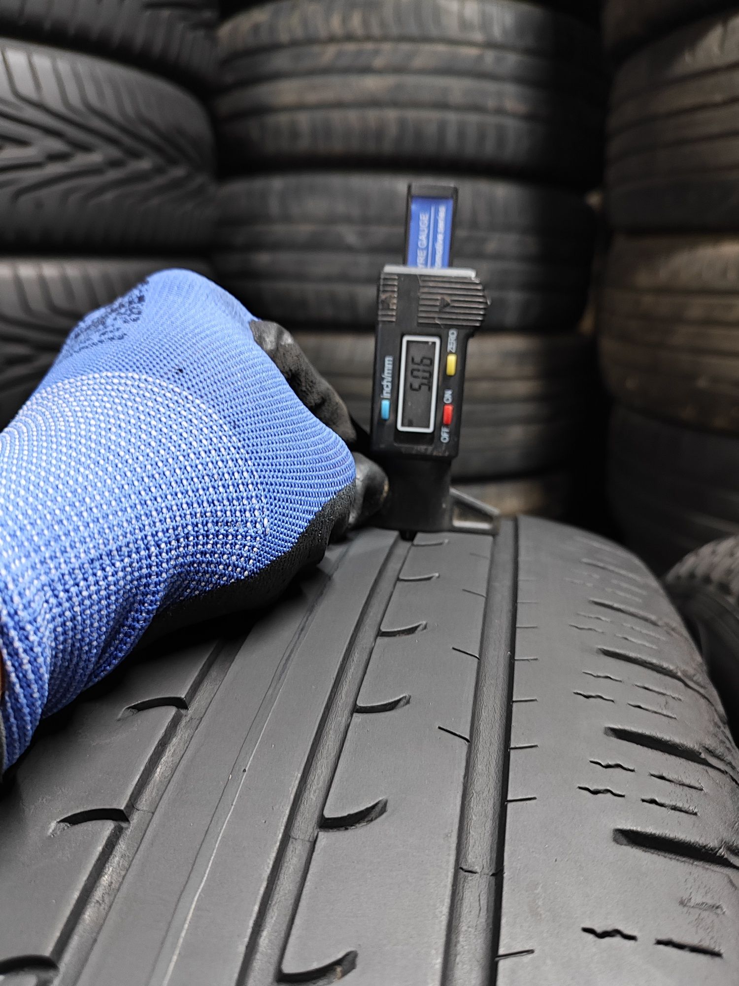 225 60 R18 GoodYear EfficientGrip SUV 4x4 шини б.у Літо 4шт