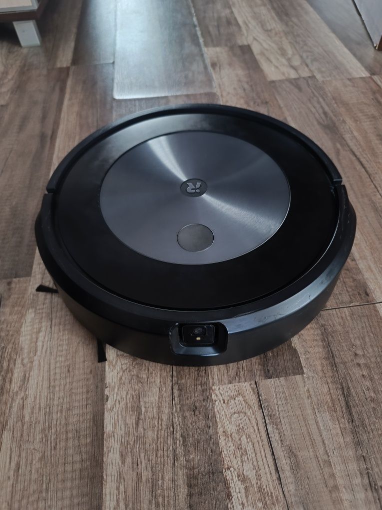 iRobot Roomba J7+ na gwarancji