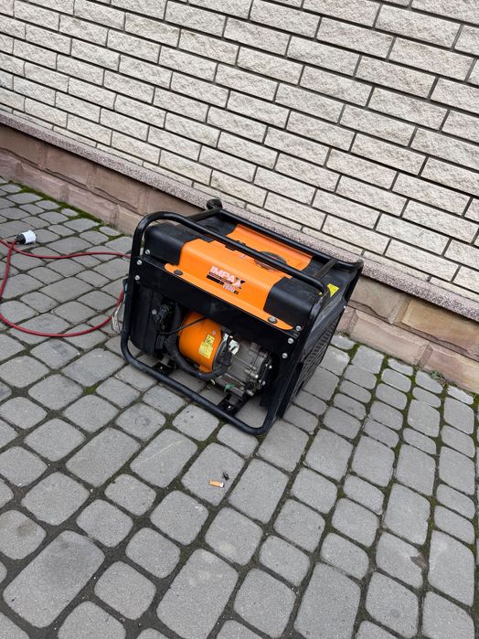 Генератор інверторний