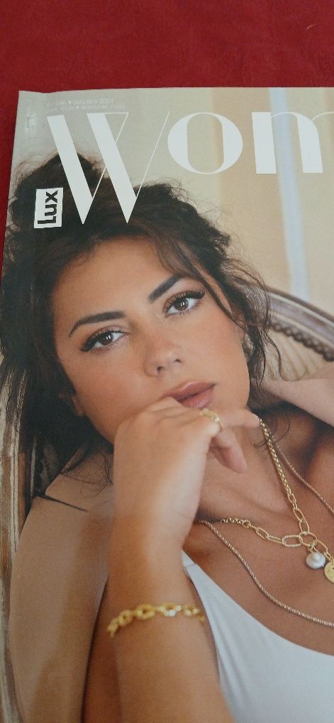 Lux Woman - Sofia Ribeiro