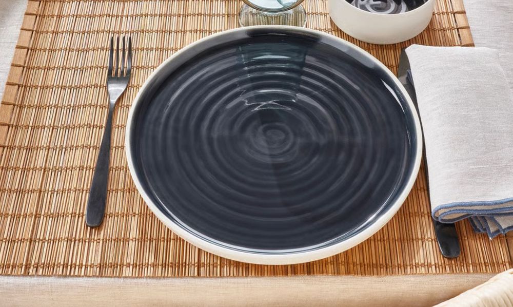 IKEA OMBONAD talerz, ciemnoszary, 26 cm, zestaw 2 szt.