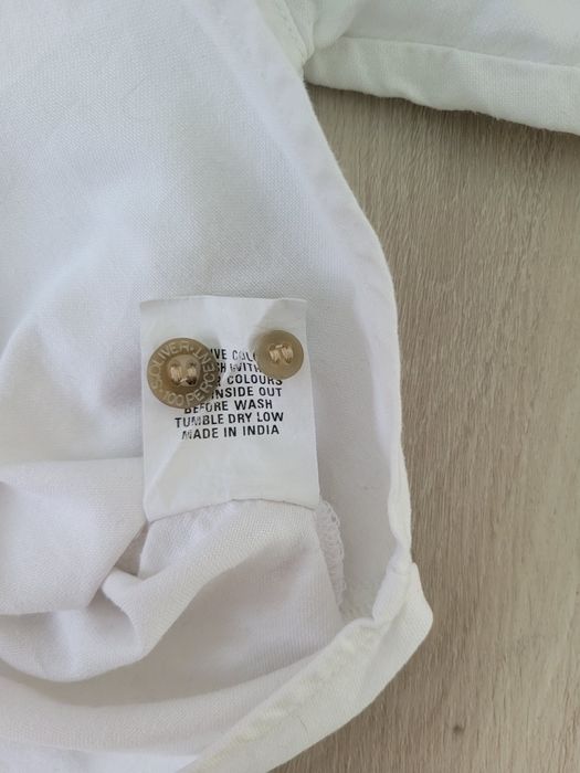 Koszula chłopięca biała S.Oliver rozm. 110 stan idealny