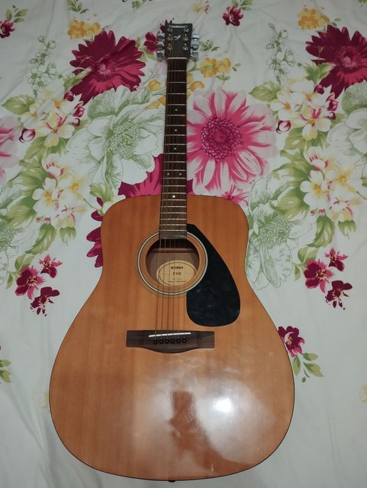 Гітара Yamaha 310