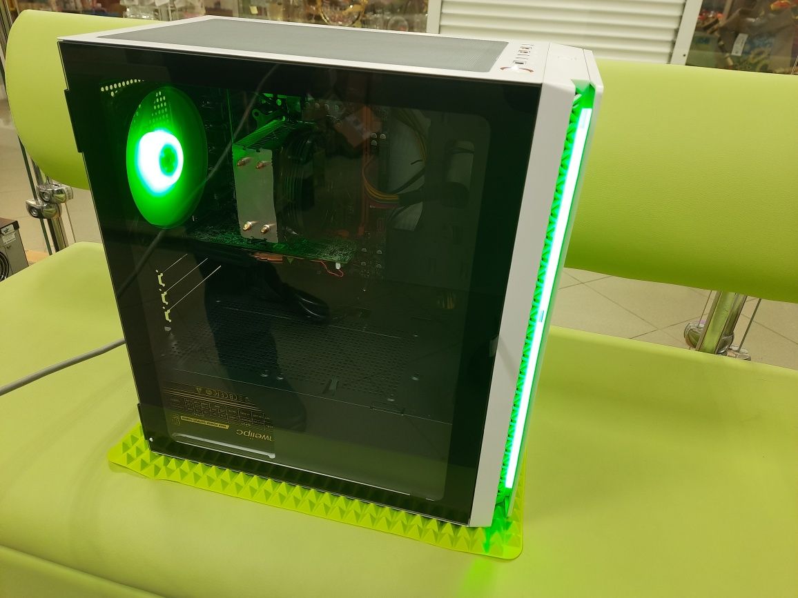 Игровой Компютер Xenom 2670 v3 16 gb ddr4 Radeon 2 gb ssd 512gb