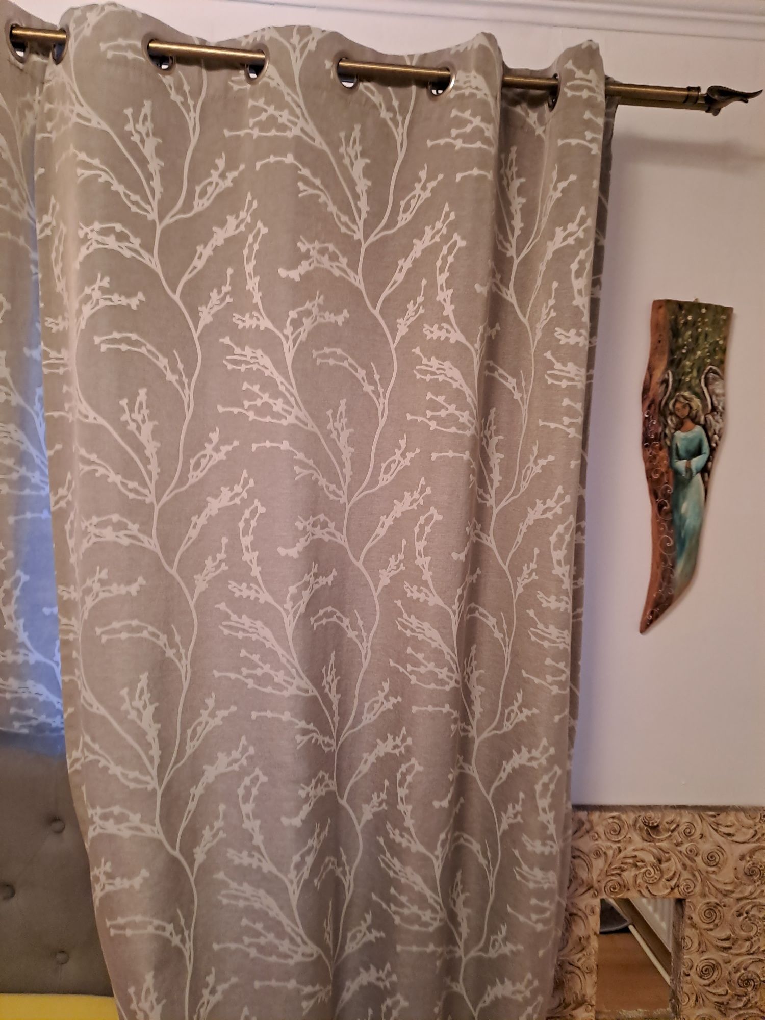 Zaslony nowe przelotki piekne