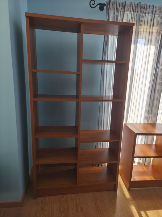 Estante e móvel para quarto