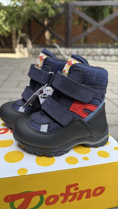 22,26,27, 32 Tofino новые термо ботинки на мальчика фирменые сноубутцы