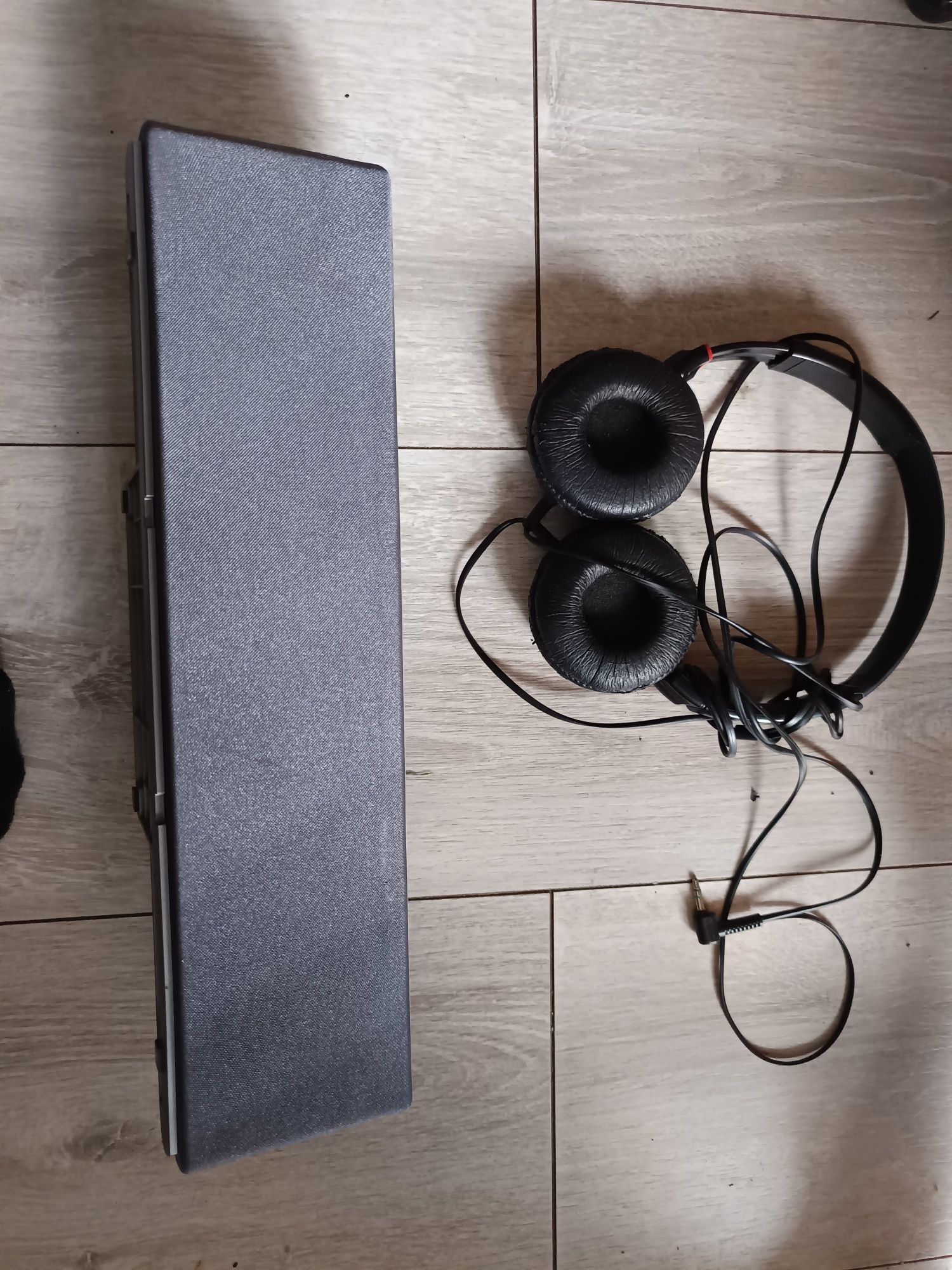 Głośnik Sony plus słuchawki Gratis