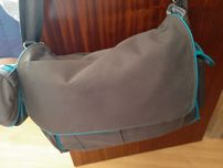 Saco de passeio bebé para transportar os bens essenciais