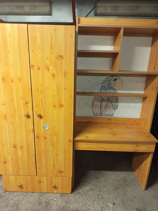 Meblościanka z biurkiem