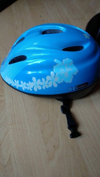 Защитный шлем (ролики, велосипед) для ребенка, подростка