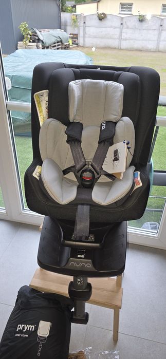 Nuna prym fotelik z bazą od 0-4 lat wkładka i pokrowiec letni