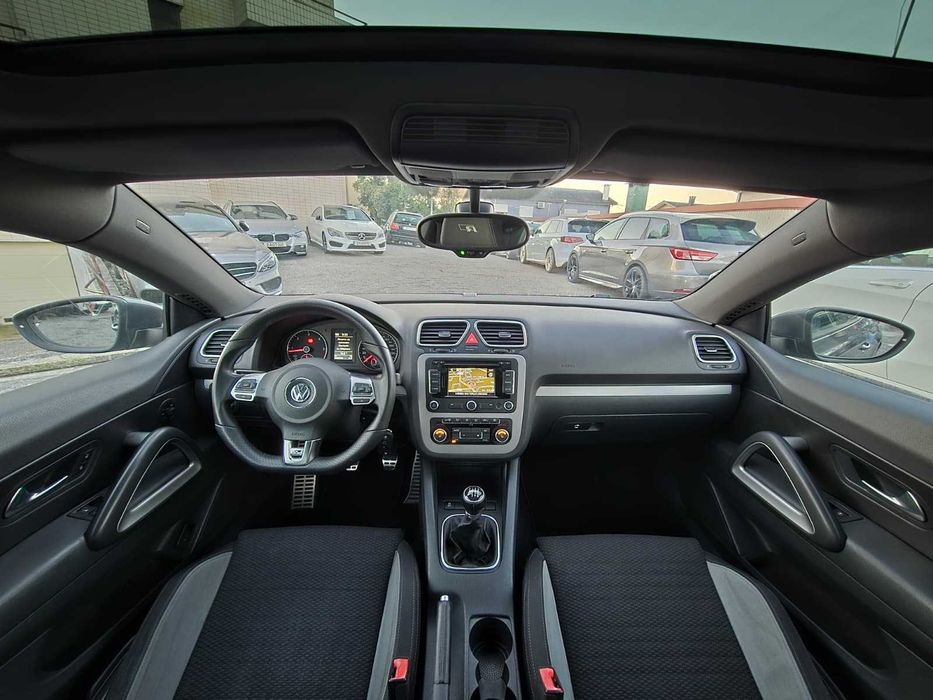 VOLKSWAGEN SCIROCCO R-LINE 2.0TDI 140CV