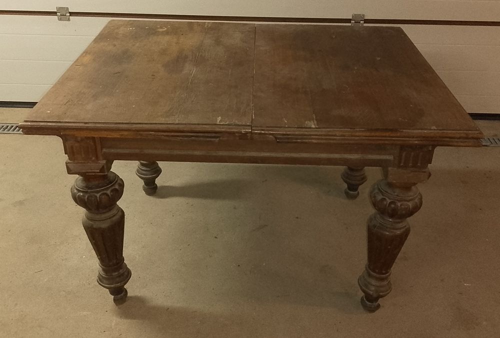 Stary przedwojenny stol debowy