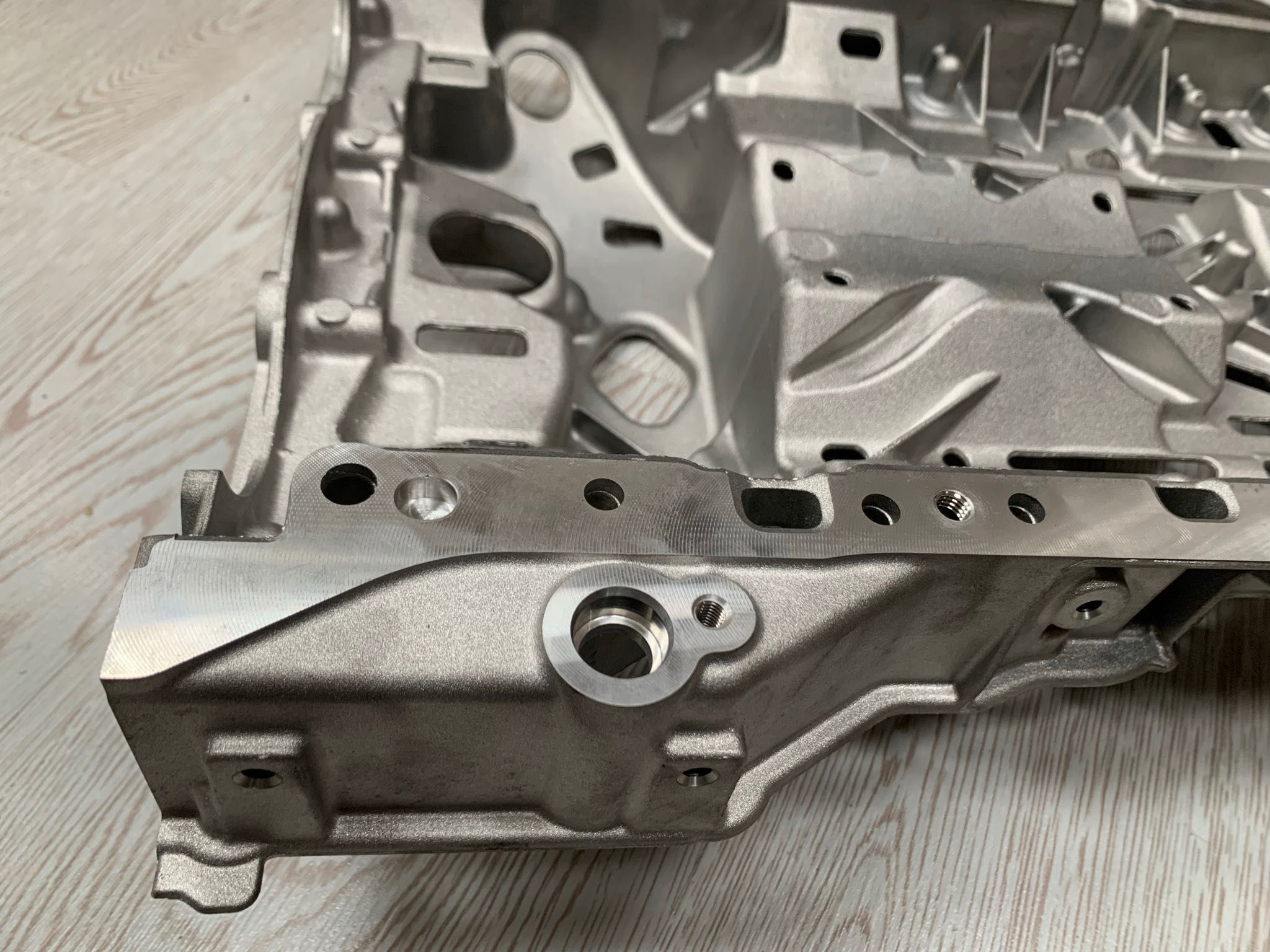 Алюминиевый поддон Мерседес Mercedes A6510140200