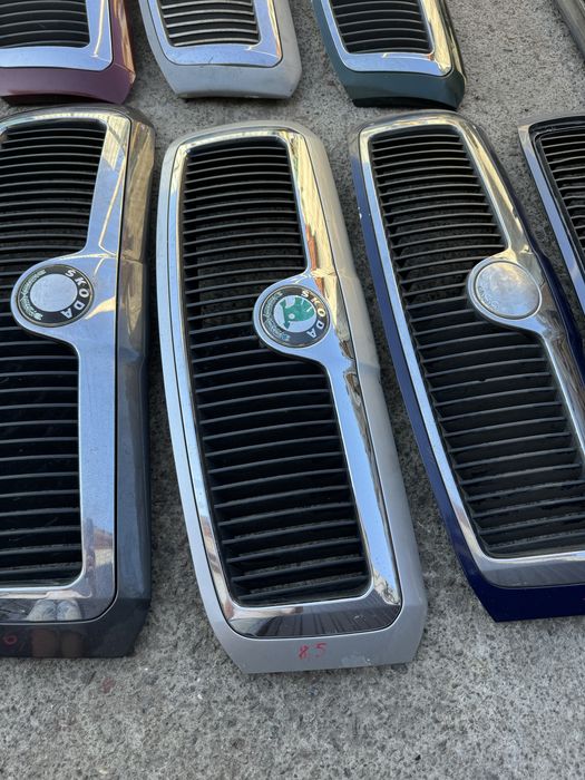 Решотка капота шкода суперб 1