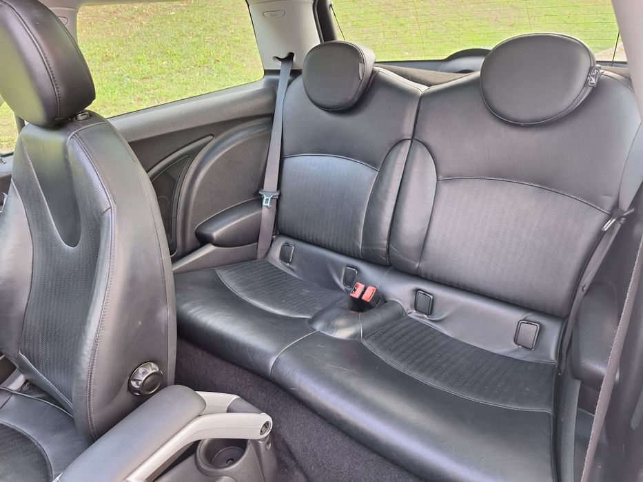 Mini Cooper 1.6i Teto Panorâmico iuc antigo