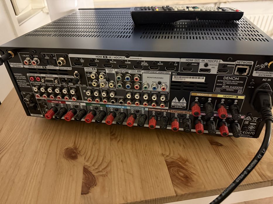 Amplituner Denon avr-x4200w w eleganckim stanie
