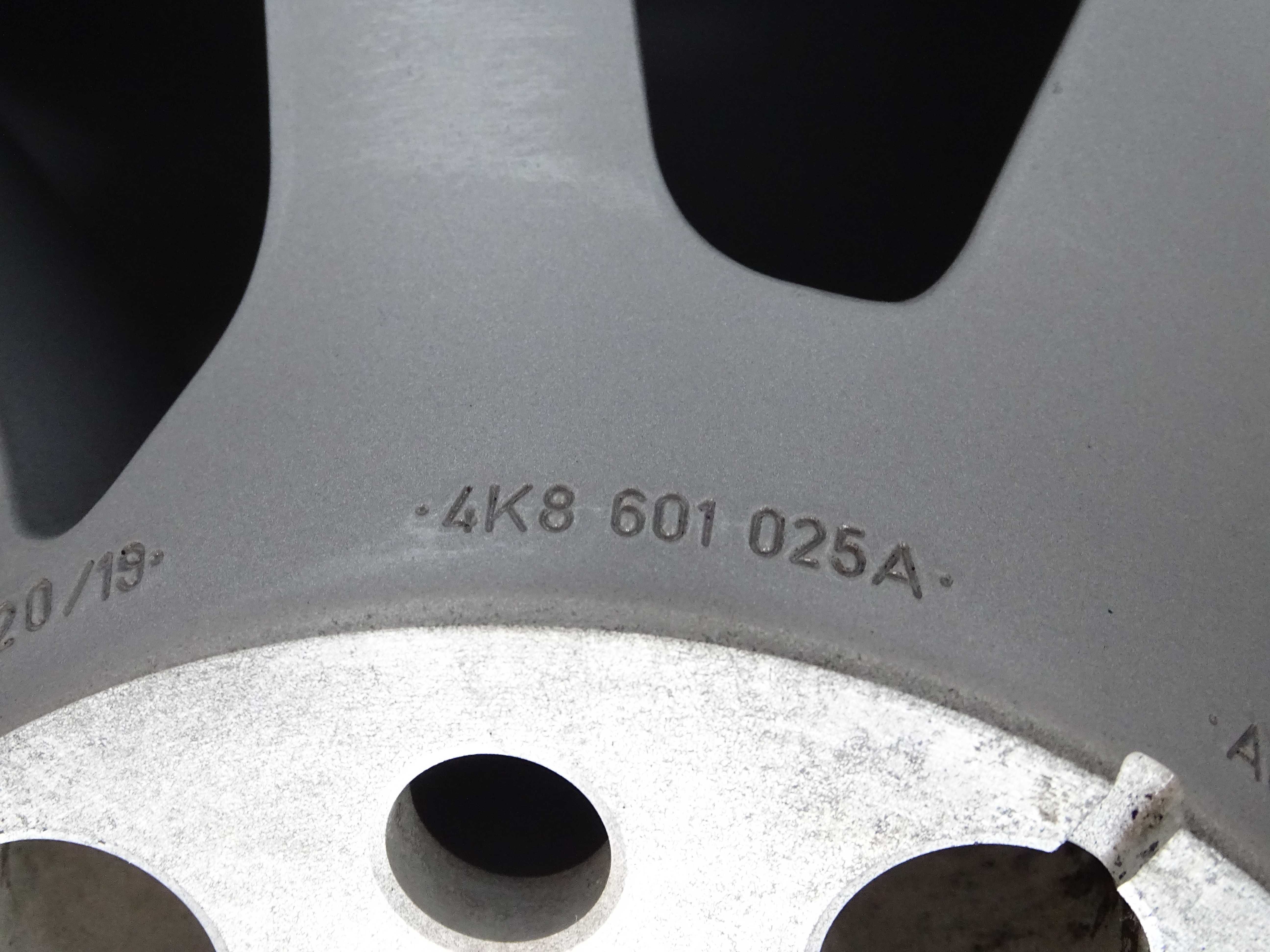Felga 18 AUDI S-line 4K86010.25A 5x112 Et27 A5 A6 A7 Opony Krims Lubań