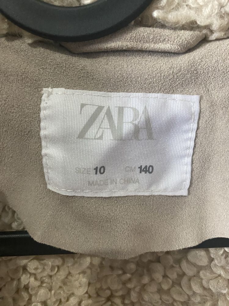 Vendo casaco Zara para menina 10 Anos