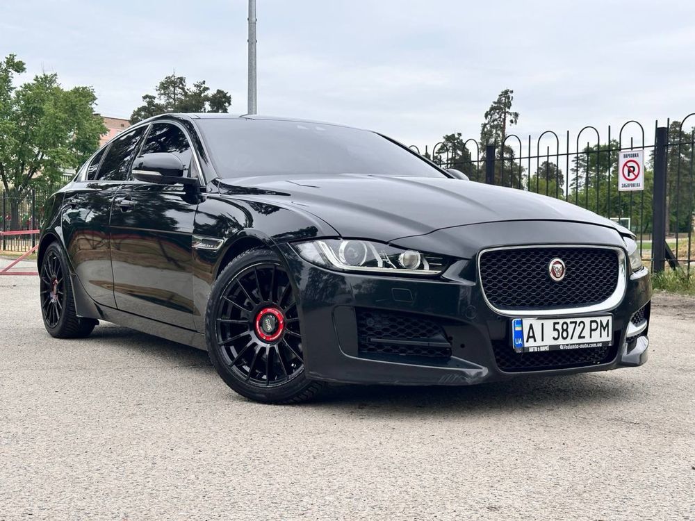 Срочно продам Jaguar xe 2.0 дизель 180 лс