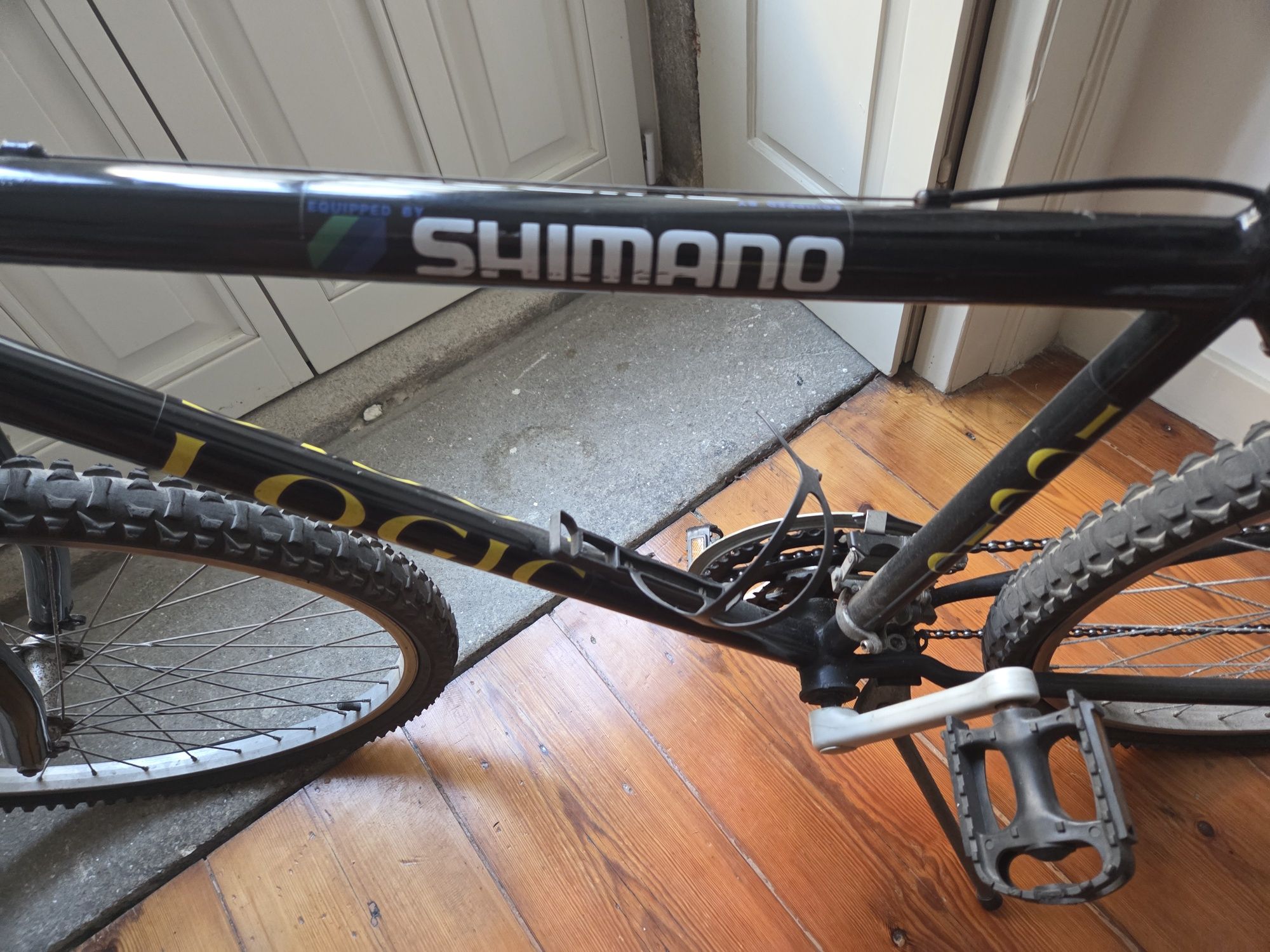Bicicleta nova, usada 2 vezes apenas!!