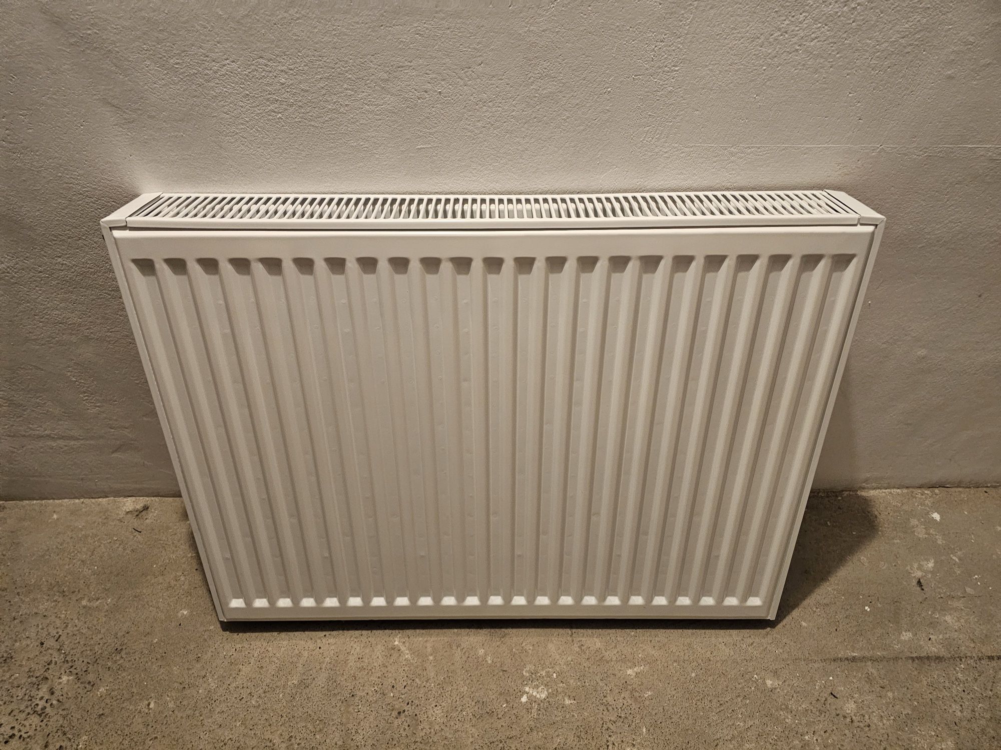 Grzejnik 800x600 C22. Termoteknik.