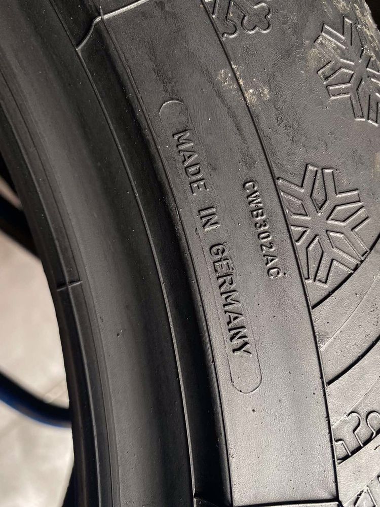 255/50/19 R19 Dunlop SP Winter Sport 4D 4шт новые зима