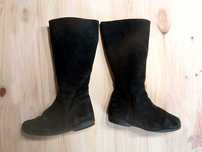 Botas De Cano Alto - Tamanho 38