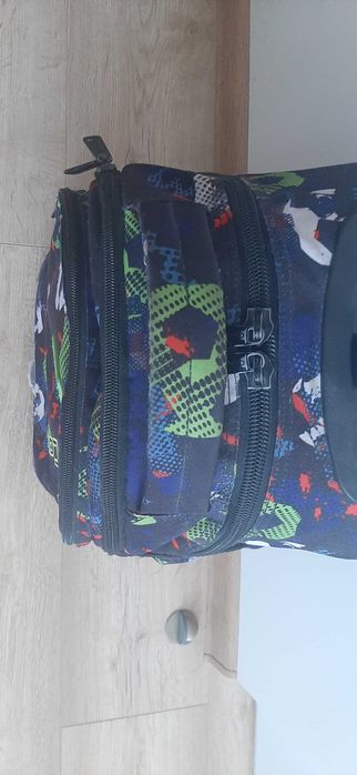 Plecak szkolny na kółkach