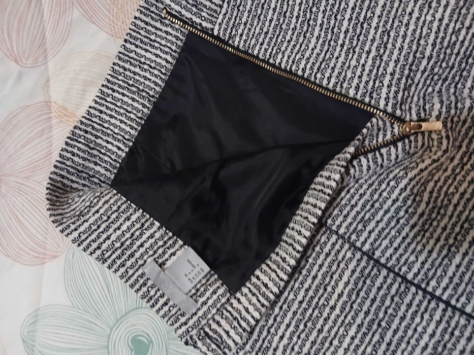 Тепленька Спідниця H&M в ідеальному стані