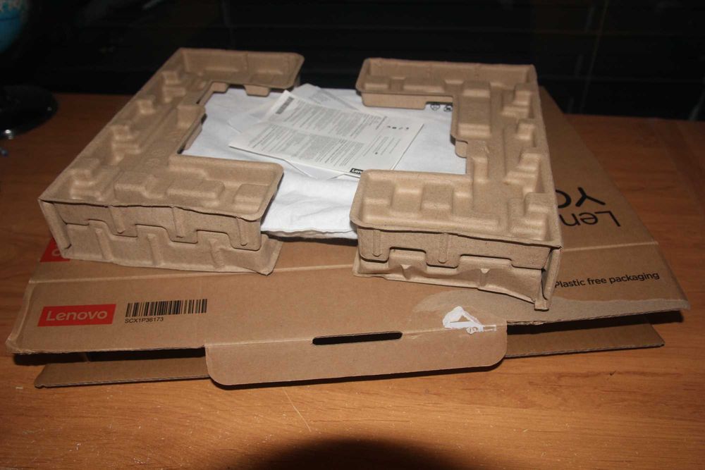 Lenovo Yoga Slim 7 (NOVO)