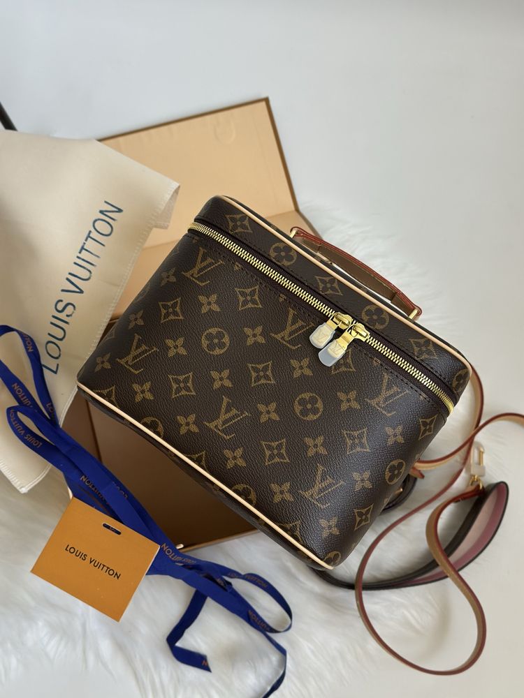 Косметичка Louis Vuitton 24 см