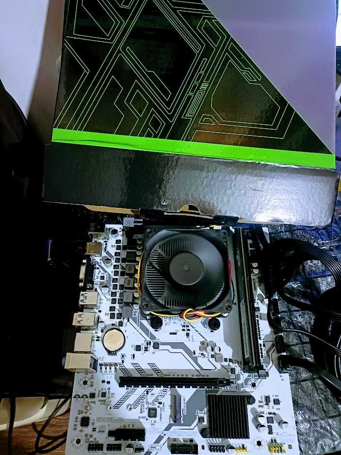 Комплект для збирання ПК B450, AMD Athlon 300GE (Vega 3), DDR4 8GB