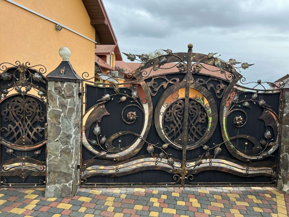 Продається брама та прольоти