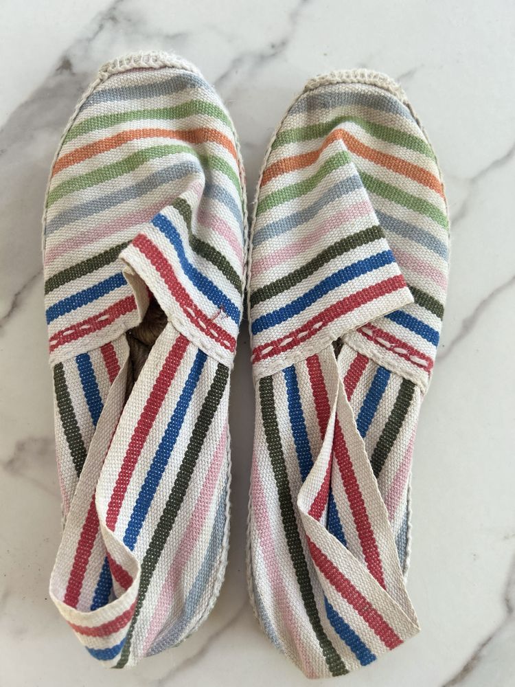 R 39 espadryle stan bdb orginalne z majorki