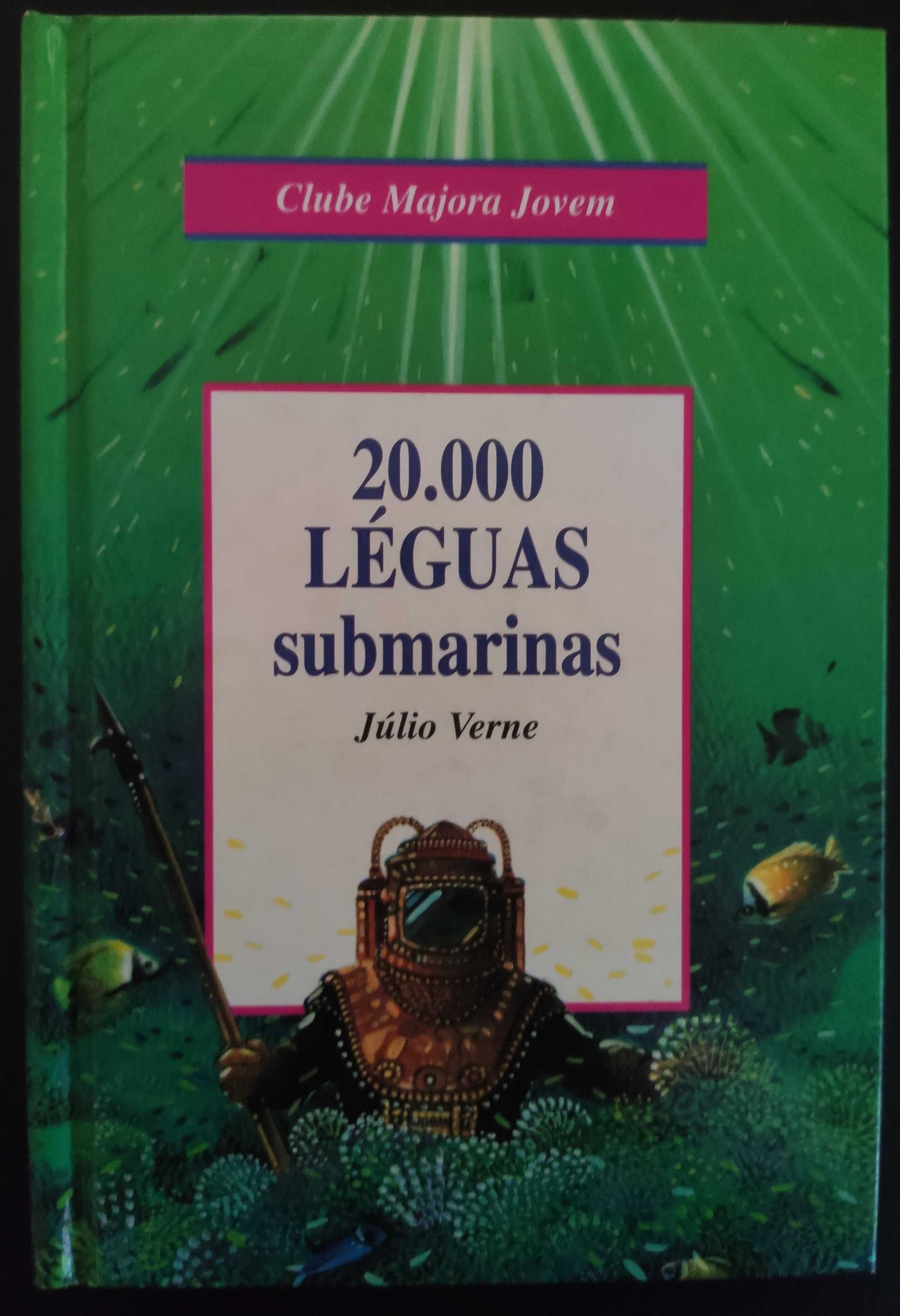 Livro "20 000 Léguas Submarinas" de Júlio Verne