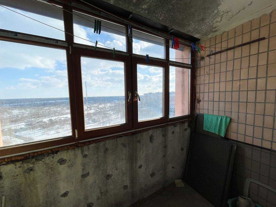 Продаж квартири в районі Східний 3