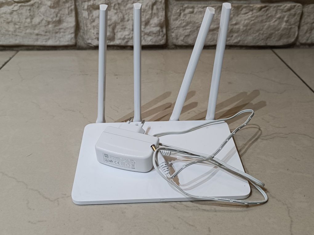 Mi Router 3 - praktycznie nowy