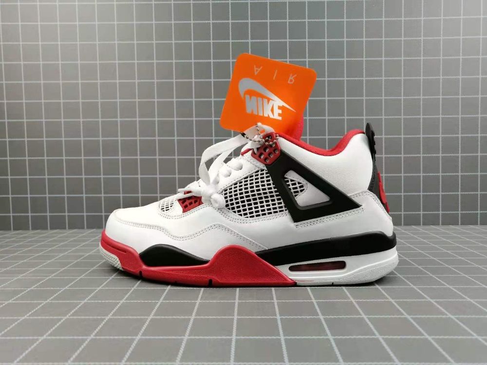 Nike Air Jordan 4 Retro Fire Retro