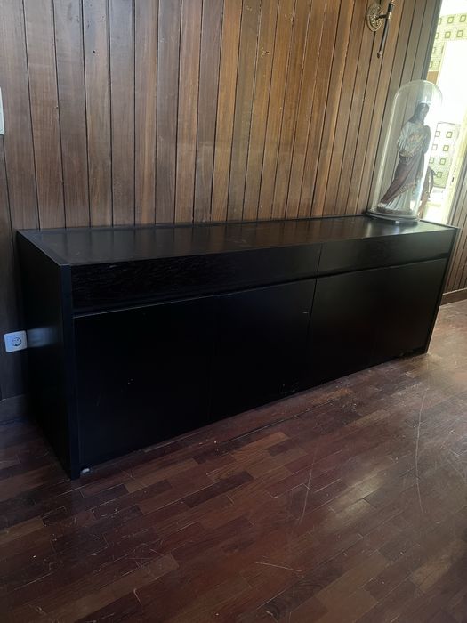 Aparador 2,40 x0,50 x 0,84