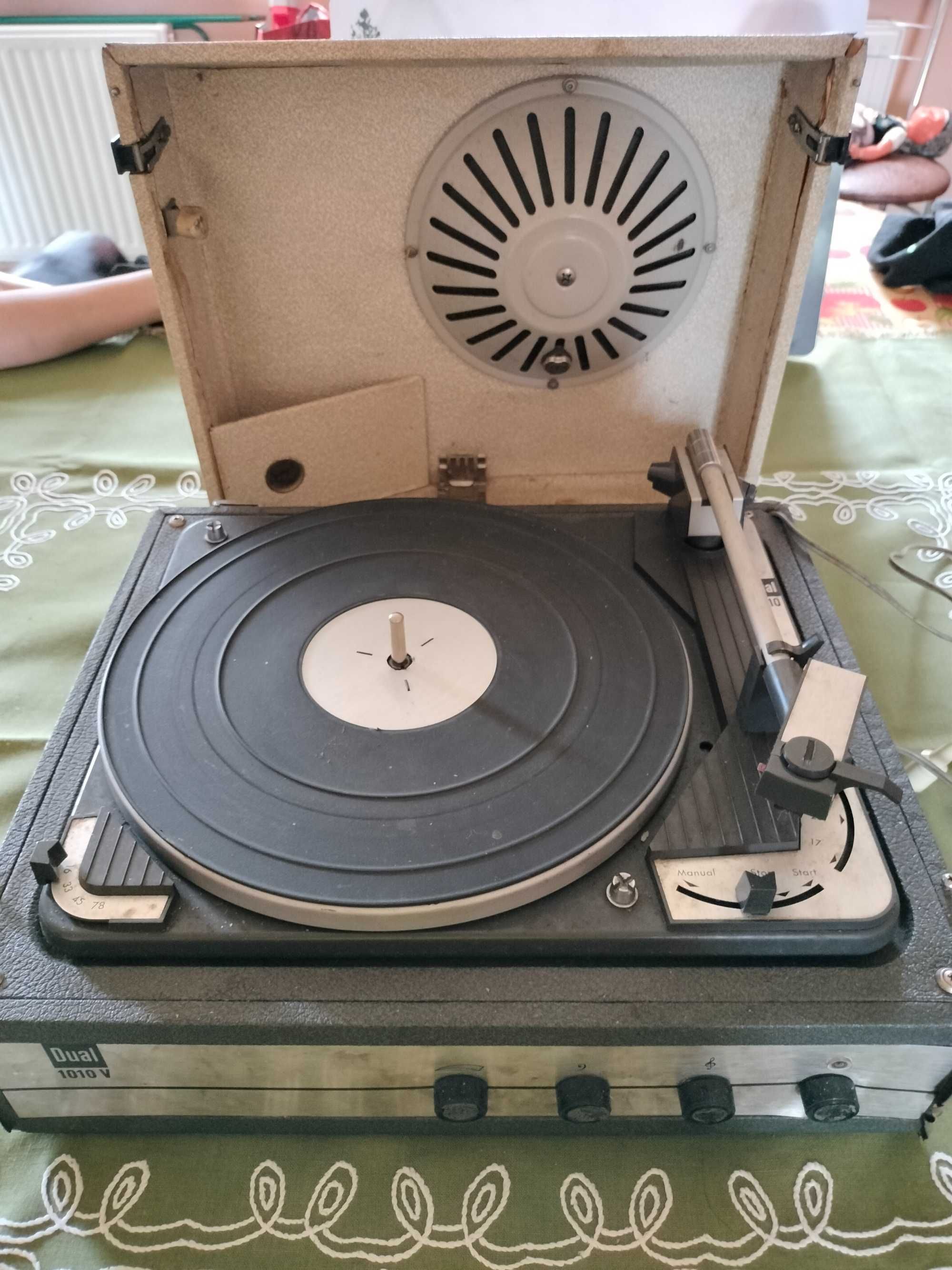 Retro gramofon Dual 1010 V niemiecki antyk działa