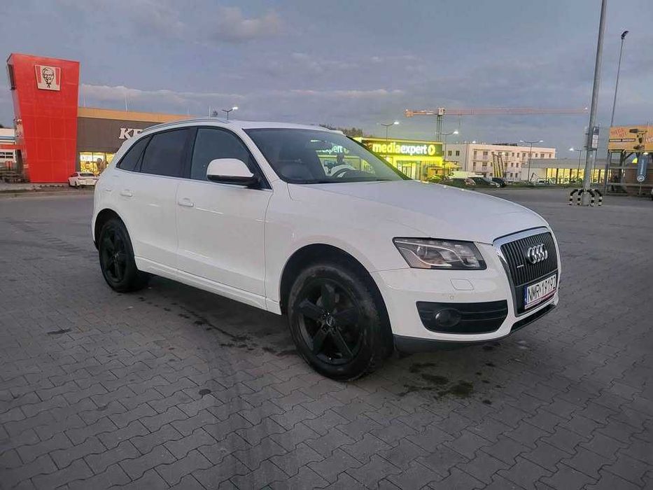 Audi Q5 2010 r. 2,0 TDI 4x4