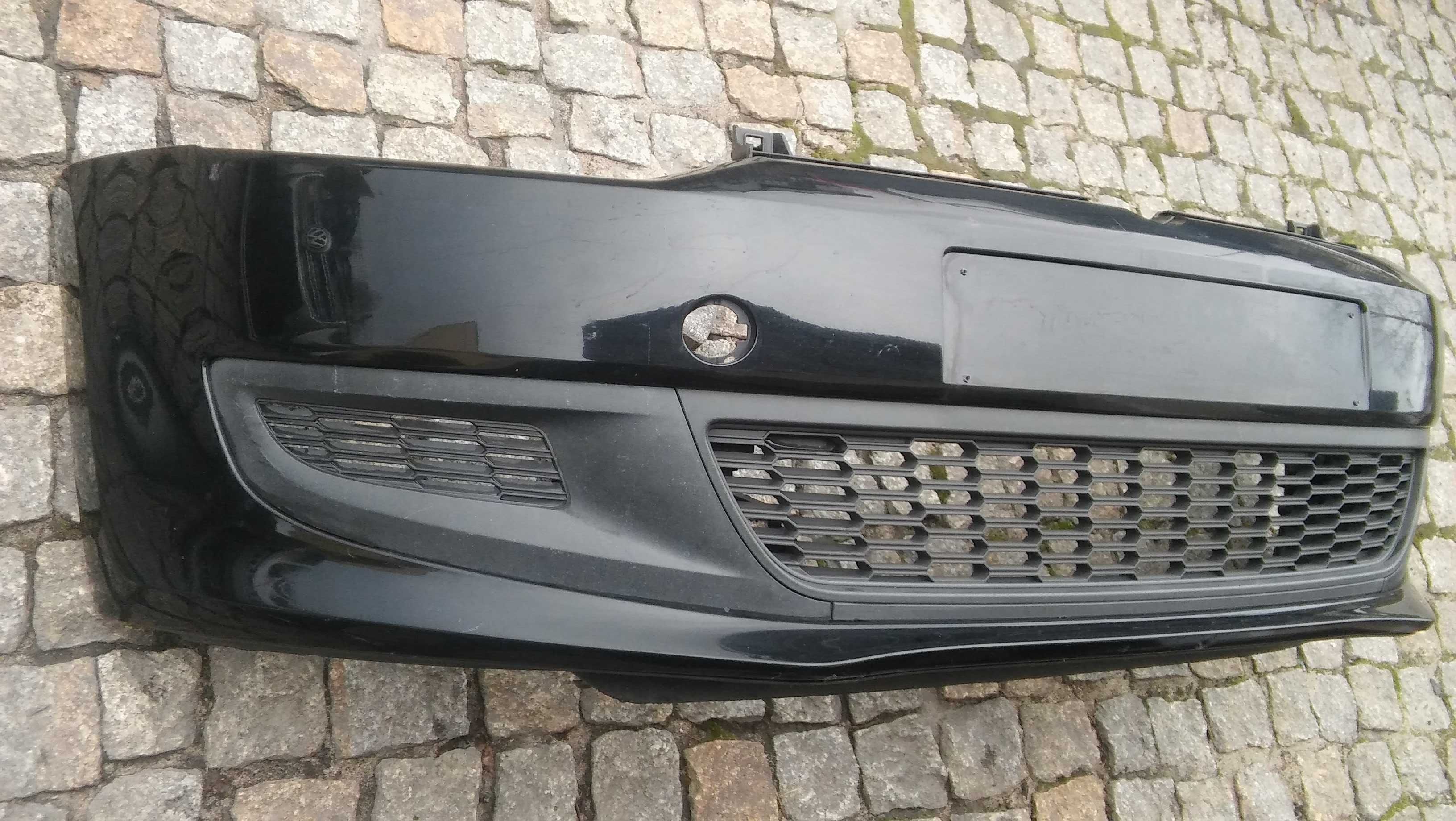 VW Polo 6R0,od 09r,zderzak przód,CZARNY=LC9X,orygin,BRAK OTWOR,komplet