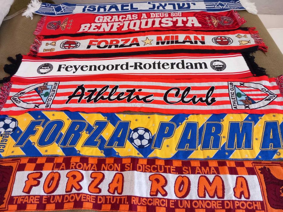 Colecção de cachecois de Futebol