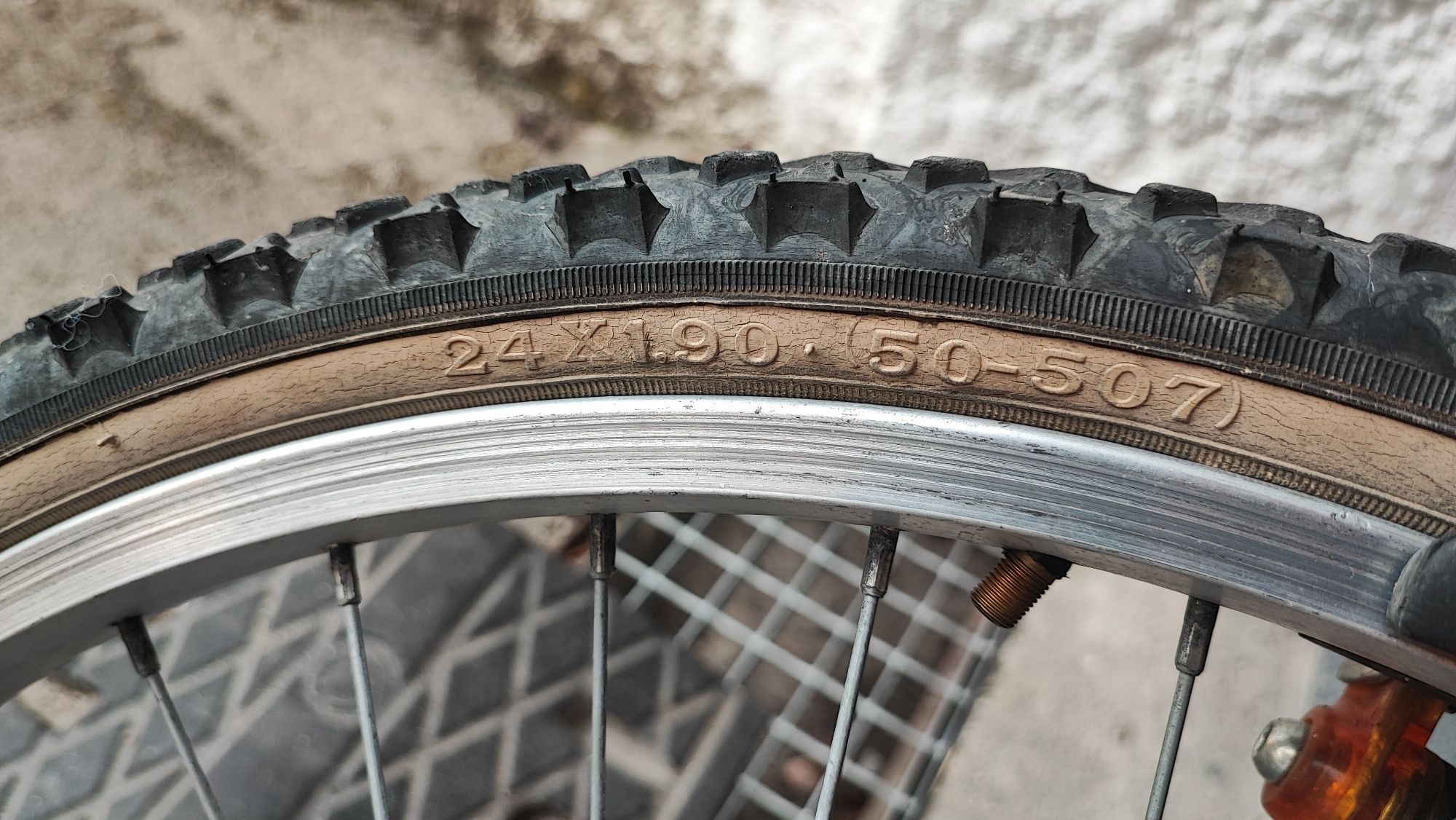 Bicicleta Dirt 24 SHIMANO - 21v