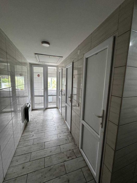 Оренда кабінетів різних площ на вулиці Тютюнників Галицький район