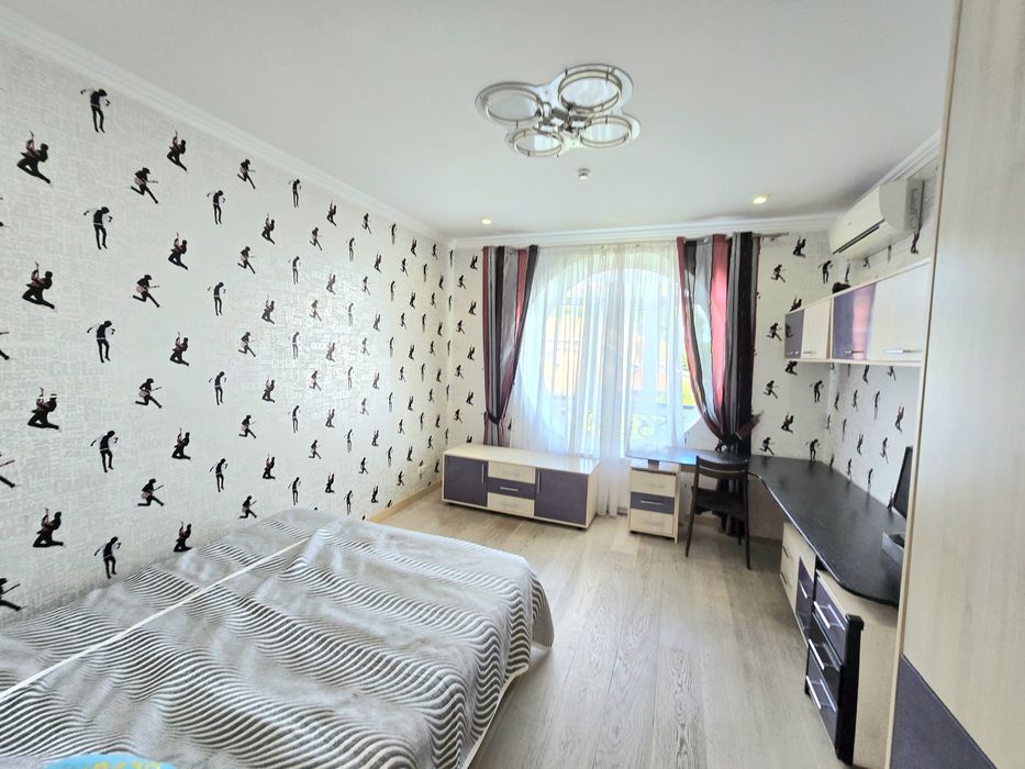 Оренда автономного будинка 350 м2 з охороною с. Гатне 3 км Теремки