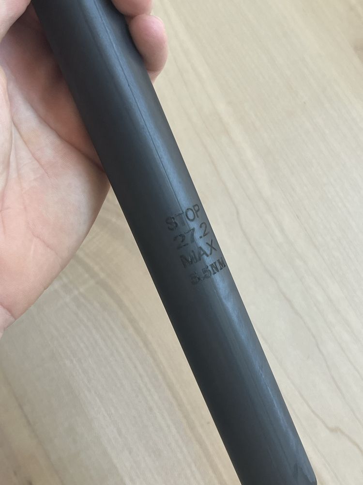 Карбоновий підседіл ELITA ONE 27.2