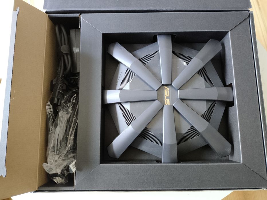 Router Asus RT-AX89X